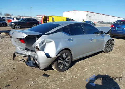 2022 Nissan Altima Sv Fwd z USA, uszkodzony, nr VIN 1N4BL4DV3NN416007